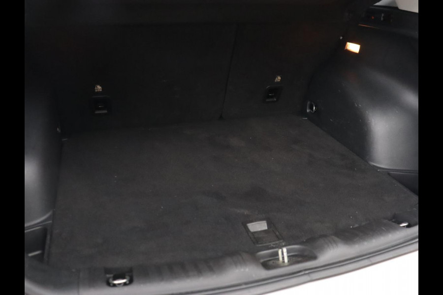 Jeep Compass 1.3T Longitude | Automaat | Trekhaak | Keyless | Carplay | Climate control | Parkeerhulp | Cruise control | DAB | Bluetooth