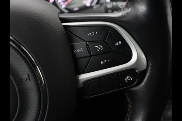 Jeep Compass 1.3T Longitude | Automaat | Trekhaak | Keyless | Carplay | Climate control | Parkeerhulp | Cruise control | DAB | Bluetooth