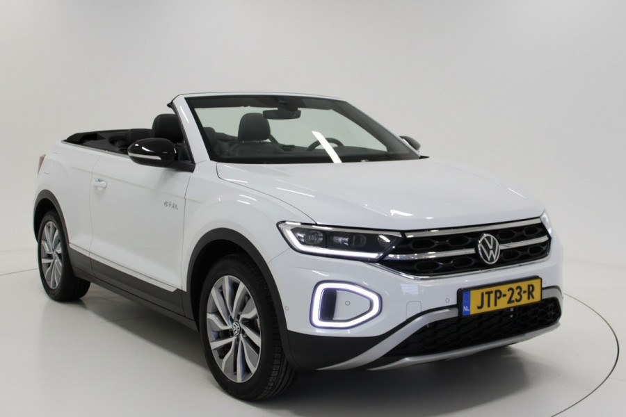 Volkswagen T-Roc Cabrio 1.5 TSI 150PK DSG STYLE VIRTUAL/NAVI/CARPLAY FABRIEKS GARANTIE