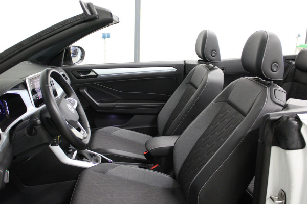 Volkswagen T-Roc Cabrio 1.5 TSI 150PK DSG STYLE VIRTUAL/NAVI/CARPLAY FABRIEKS GARANTIE