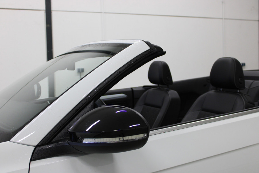 Volkswagen T-Roc Cabrio 1.5 TSI 150PK DSG STYLE VIRTUAL/NAVI/CARPLAY FABRIEKS GARANTIE