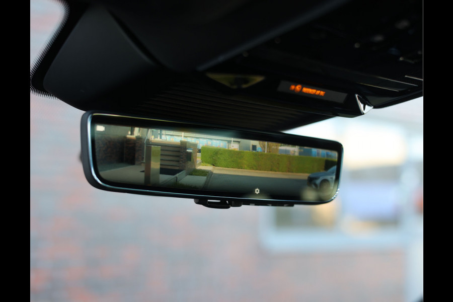 Land Rover Range Rover P510e HSE | Pano - Trekhaak - Massage