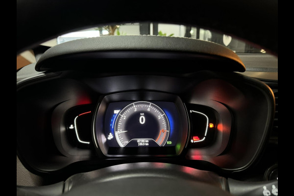 Renault Kadjar 1.3 TCe Black Edition Garantie Afn. Trekhaak Pano StoelVW Cruise Navi Clima Led Rijklaar