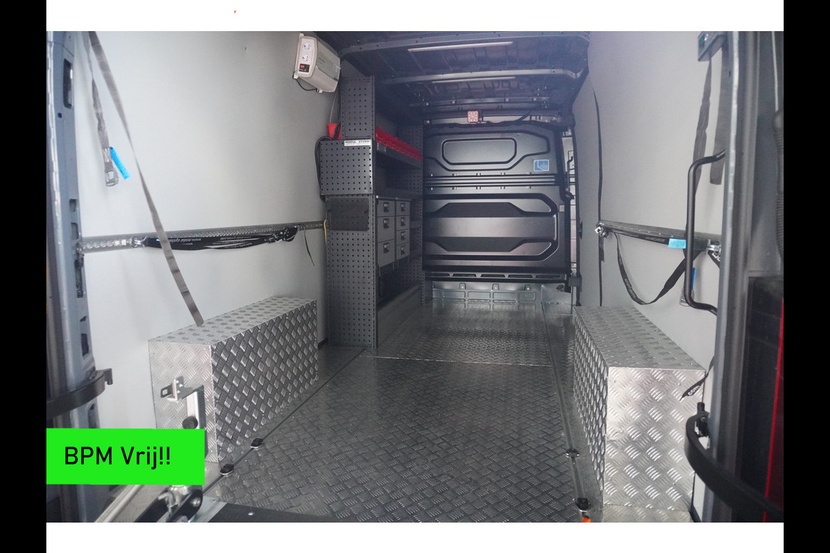 Renault Master T35 2.0 dCi 170PK L3H2 Extra Laadruimte inrichting nr. V110 | Airco | Cruise | Camera | Navi |  Oprijschans | Flitsbalk