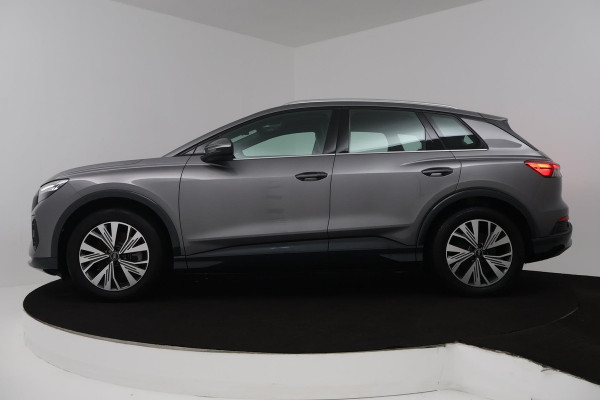 Audi Q4 e-tron 40 Launch edition Advanced Plus 77 kWh (TREKHAAK, STOELVERWARMING, ACHTERUITRIJCAMERA, CRUISE CONTROL ADAPTIEF)