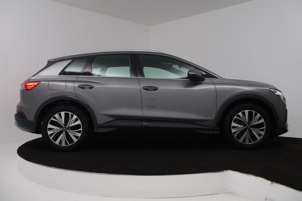 Audi Q4 e-tron 40 Launch edition Advanced Plus 77 kWh (TREKHAAK, STOELVERWARMING, ACHTERUITRIJCAMERA, CRUISE CONTROL ADAPTIEF)
