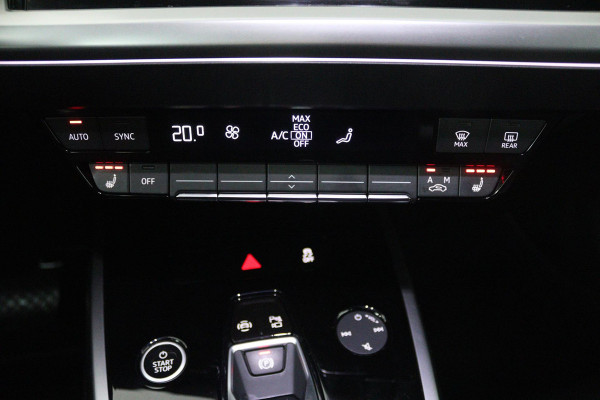 Audi Q4 e-tron 40 Launch edition Advanced Plus 77 kWh (TREKHAAK, STOELVERWARMING, ACHTERUITRIJCAMERA, CRUISE CONTROL ADAPTIEF)