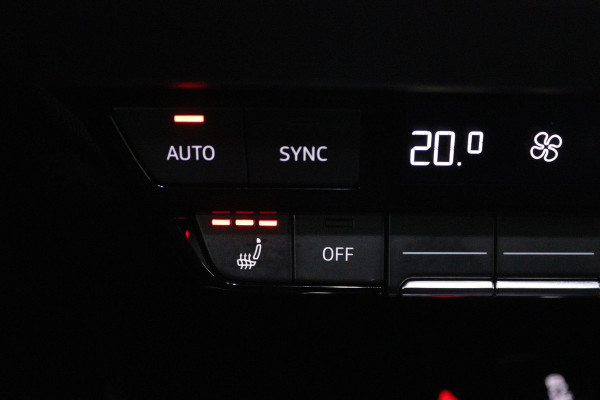 Audi Q4 e-tron 40 Launch edition Advanced Plus 77 kWh (TREKHAAK, STOELVERWARMING, ACHTERUITRIJCAMERA, CRUISE CONTROL ADAPTIEF)