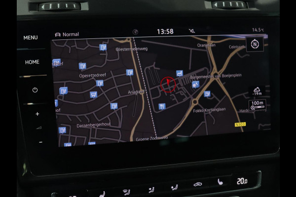 Volkswagen e-Golf E-Golf | Origineel NL | Leder | Stoelverwarming | Warmtepomp | Trekhaak | Camera | Adaptive cruise | DAB | Carplay | Navigatie | Full LED | Park Assist | Virtual Cockpit