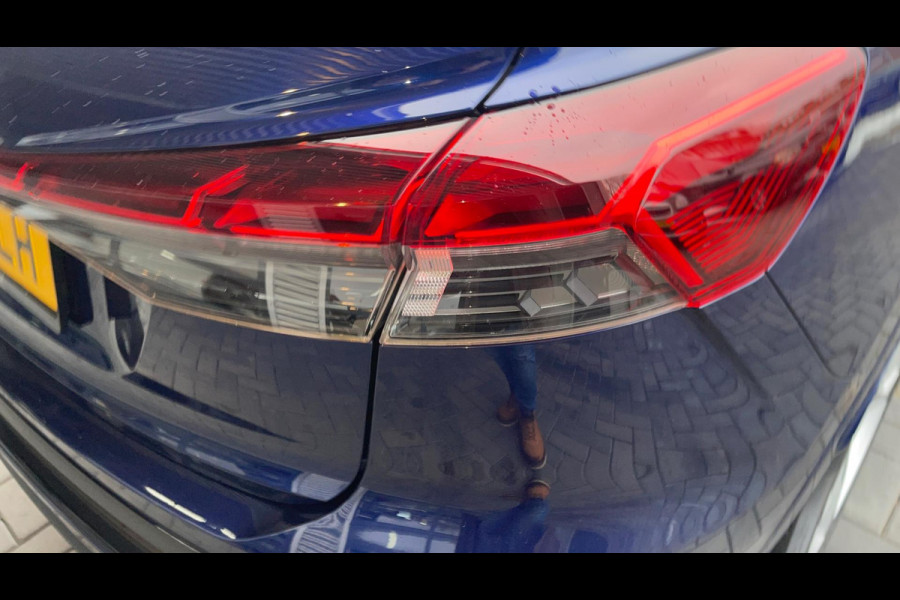 Audi Q4 e-tron 40 Launch edition S Competition 77 kWh 2X S-LINE PANO l MATRIX l CAMERA l ADAPT.CRUISE l ORG.NL l DEALER OND