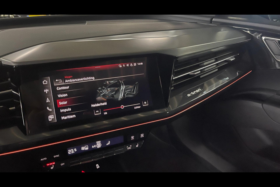 Audi Q4 e-tron 40 Launch edition S Competition 77 kWh 2X S-LINE PANO l MATRIX l CAMERA l ADAPT.CRUISE l ORG.NL l DEALER OND
