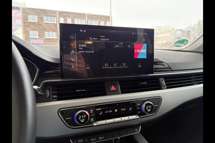 Audi A4 Avant 35 TFSI Advanced Edition | Wegklapbare Trekhaak | Elek. Kofferklep | Parkeersensoren | DAB |