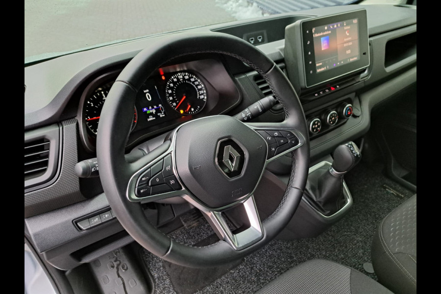Renault Trafic T30 2.0 dCi Automaat 150 pk Euro 6 Lang L2 - Apple Carplay - LED