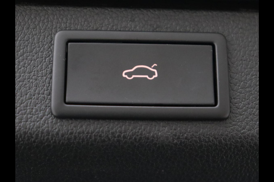 Škoda Superb 1.4 TSI iV Sportline | Stoelverwarming | Alcantara | Adaptive cruise | Camera | Carplay | Matrix LED | Stuurverwarming | Virtual Cockpit | Navigatie | Parkeerhulp | Sportstoelen | Sfeerverlichting | PHEV | Plug In