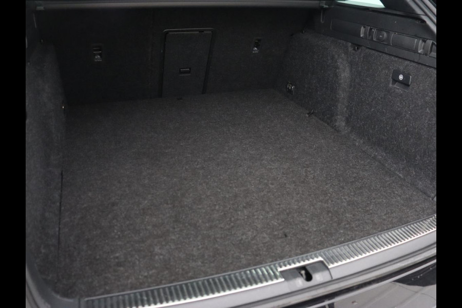 Škoda Superb 1.4 TSI iV Sportline | Stoelverwarming | Alcantara | Adaptive cruise | Camera | Carplay | Matrix LED | Stuurverwarming | Virtual Cockpit | Navigatie | Parkeerhulp | Sportstoelen | Sfeerverlichting | PHEV | Plug In