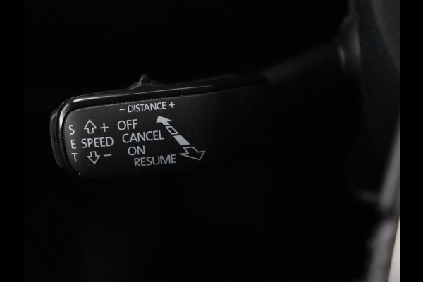 Škoda Superb 1.4 TSI iV Sportline | Stoelverwarming | Alcantara | Adaptive cruise | Camera | Carplay | Matrix LED | Stuurverwarming | Virtual Cockpit | Navigatie | Parkeerhulp | Sportstoelen | Sfeerverlichting | PHEV | Plug In