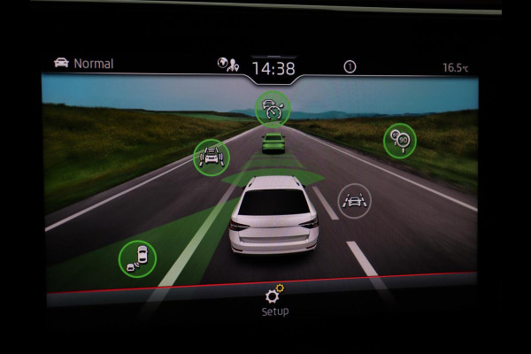 Škoda Superb 1.4 TSI iV Sportline | Stoelverwarming | Alcantara | Adaptive cruise | Camera | Carplay | Matrix LED | Stuurverwarming | Virtual Cockpit | Navigatie | Parkeerhulp | Sportstoelen | Sfeerverlichting | PHEV | Plug In