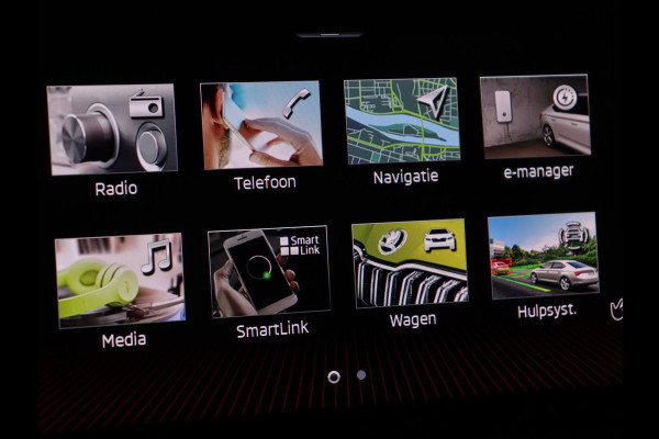 Škoda Superb 1.4 TSI iV Sportline | Stoelverwarming | Alcantara | Adaptive cruise | Camera | Carplay | Matrix LED | Stuurverwarming | Virtual Cockpit | Navigatie | Parkeerhulp | Sportstoelen | Sfeerverlichting | PHEV | Plug In