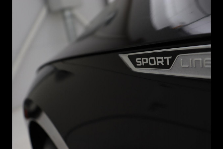 Škoda Superb 1.4 TSI iV Sportline | Stoelverwarming | Alcantara | Adaptive cruise | Camera | Carplay | Matrix LED | Stuurverwarming | Virtual Cockpit | Navigatie | Parkeerhulp | Sportstoelen | Sfeerverlichting | PHEV | Plug In