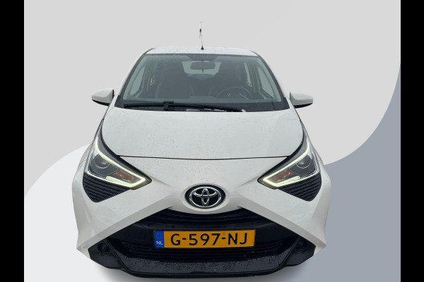 Toyota Aygo 1.0 VVT-i x-play | Carplay | Achteruitrijcamera | Airco | Automaat