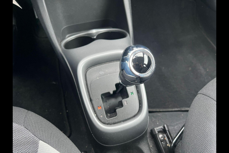 Toyota Aygo 1.0 VVT-i x-play | Carplay | Achteruitrijcamera | Airco | Automaat