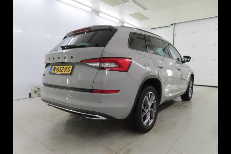 Škoda Kodiaq 1.5 TSI Sportline Virtual Carplay Trekhaak Stoel+Stuurverw. Business