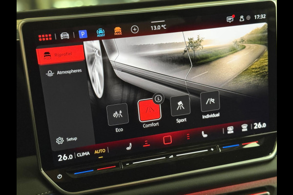 Volkswagen Tiguan 1.5 eTSI R-Line Edition |Pano |Keyless | 360 Camera | Massage | Sfeerverlichting