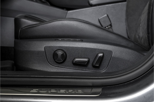 Škoda Superb Combi 1.4 TSI iV Sportline Business | Dig. Cockpit | Cruise | Stoel-+Stuurverw. PDC | Camera | App. Connect | ECC | Elek. Klep | LM 18" | 1944