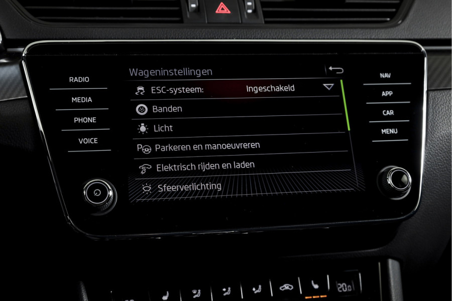 Škoda Superb Combi 1.4 TSI iV Sportline Business | Dig. Cockpit | Cruise | Stoel-+Stuurverw. PDC | Camera | App. Connect | ECC | Elek. Klep | LM 18" | 1944
