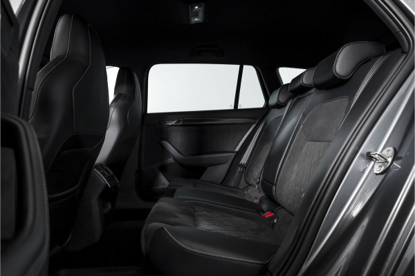 Škoda Superb Combi 1.4 TSI iV Sportline Business | Dig. Cockpit | Cruise | Stoel-+Stuurverw. PDC | Camera | App. Connect | ECC | Elek. Klep | LM 18" | 1944