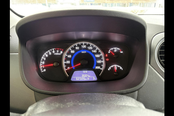 Hyundai i10 1.0i Premium | Stoelverwarming | Cruise Control | Parkeersensoren | Navigatie & Carplay |