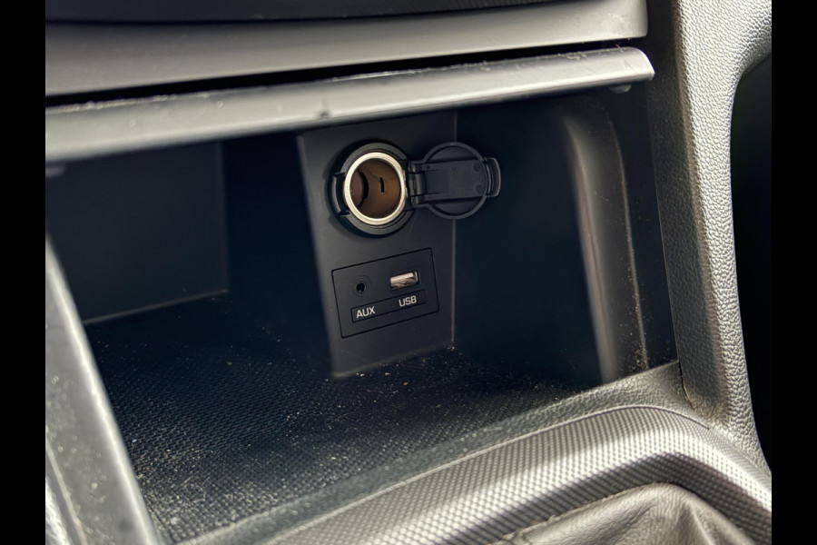 Hyundai i10 1.0i Premium | Stoelverwarming | Cruise Control | Parkeersensoren | Navigatie & Carplay |