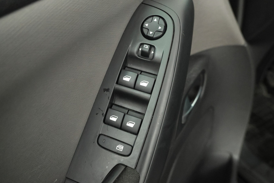 Citroën Grand C4 Spacetourer 1.2 PureTech Shine 7 persoons, nieuwe ketting, Navigatie