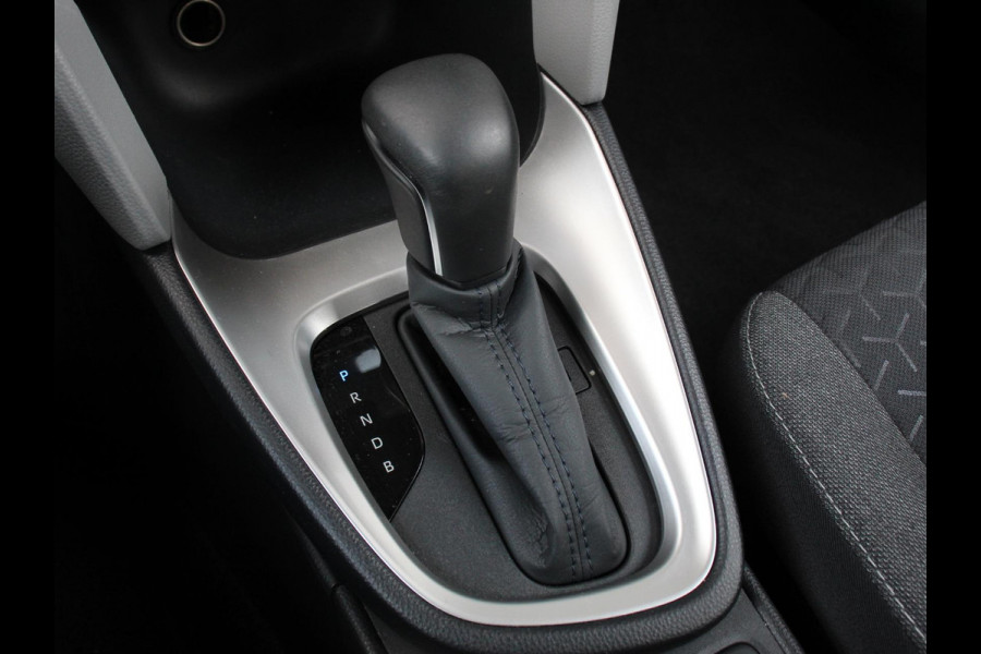 Toyota Yaris Cross 1.5 Hybrid Active Climate control Cruise control Parkeersensoren achter Achteruitrij camera Apple Carplay/ Android Auto