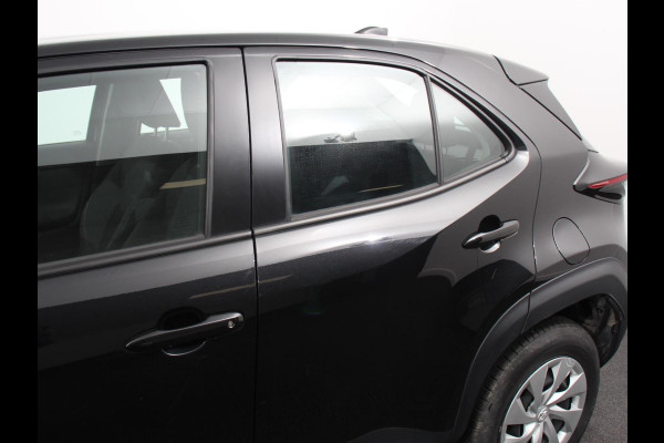 Toyota Yaris Cross 1.5 Hybrid Active Climate control Cruise control Parkeersensoren achter Achteruitrij camera Apple Carplay/ Android Auto