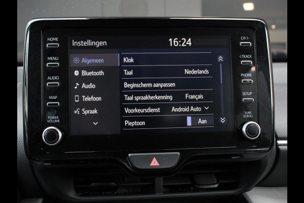Toyota Yaris Cross 1.5 Hybrid Active Climate control Cruise control Parkeersensoren achter Achteruitrij camera Apple Carplay/ Android Auto