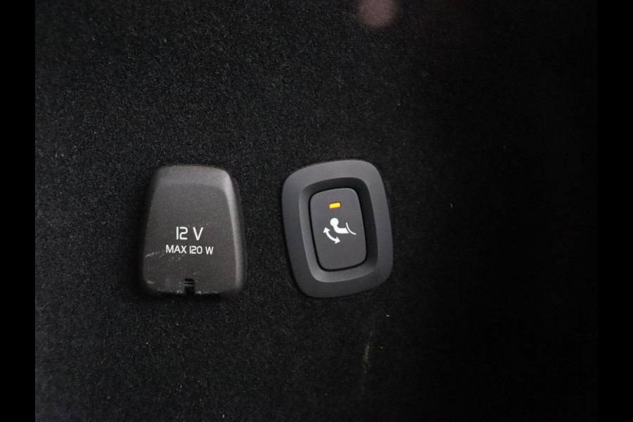 Volvo V60 2.0 T6 Plug-in hybrid AWD | Panoramadak | Trekhaak | Camera | Harman/Kardon | Leder | Stoel & Stuurverwarming