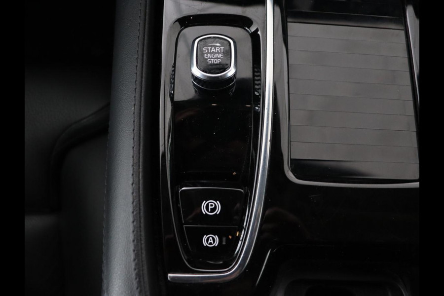 Volvo V60 2.0 T6 Plug-in hybrid AWD | Panoramadak | Trekhaak | Camera | Harman/Kardon | Leder | Stoel & Stuurverwarming