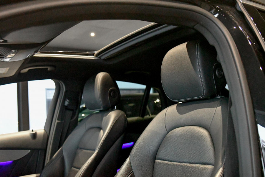 Mercedes-Benz GLC Coupé 200 4MATIC AMG. Pano, Distro+, 360, Leder, 20'', CarPlay, Sfeer!