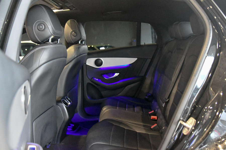 Mercedes-Benz GLC Coupé 200 4MATIC AMG. Pano, Distro+, 360, Leder, 20'', CarPlay, Sfeer!