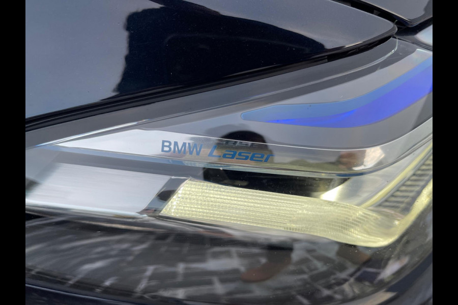 BMW 5 Serie 530i High Executive Edition M Sport Camera/ Panoramadak / Adaptieve / Head-Up / Memory