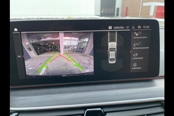 BMW 5 Serie 530i High Executive Edition M Sport Camera/ Panoramadak / Adaptieve / Head-Up / Memory