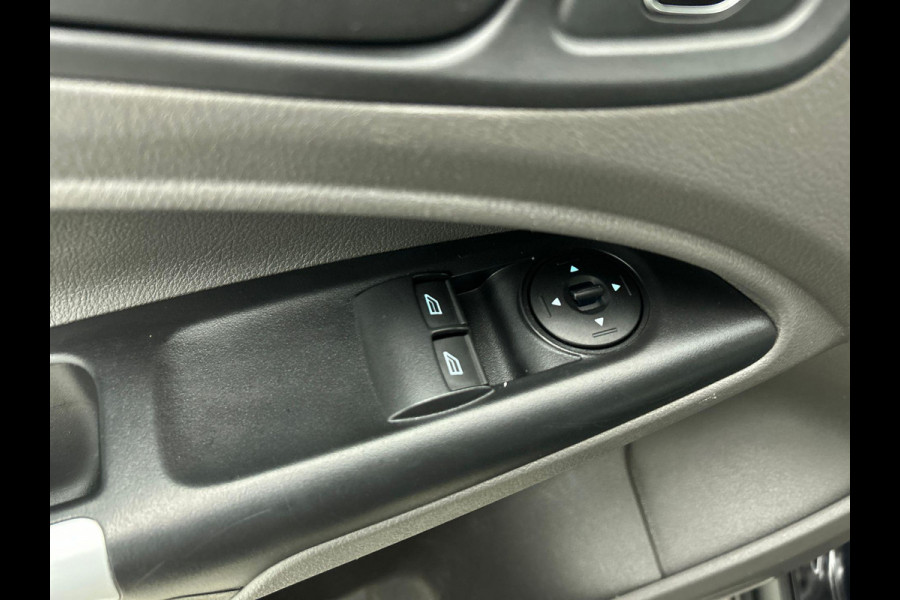 Ford Transit Connect 1.5 EcoBlue Aut. L2 Trend Automaat Navigatie Airco Cruise Control Parkeersensoren Camera 3 Zits