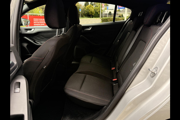 Ford Focus 1.0 EcoBoost Hybrid ST Line Style WINTER PACKAGE | TREKHAAK AFNEEMBAAR | NL AUTO |