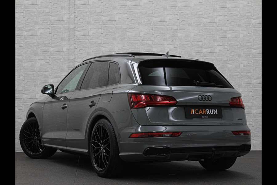 Audi Q5 55 367pk S Competition | Luchtvering | ACC | 360 Camera | B&O | Headup | Lane & Side Assist | RS Ruitpatroon leder | Panoramadak | Afnb. Trekhaak | Autom. Parkeerfunctie | Sportstoelen | Bovag garantie! | Quantum Grau | 12-2019.
