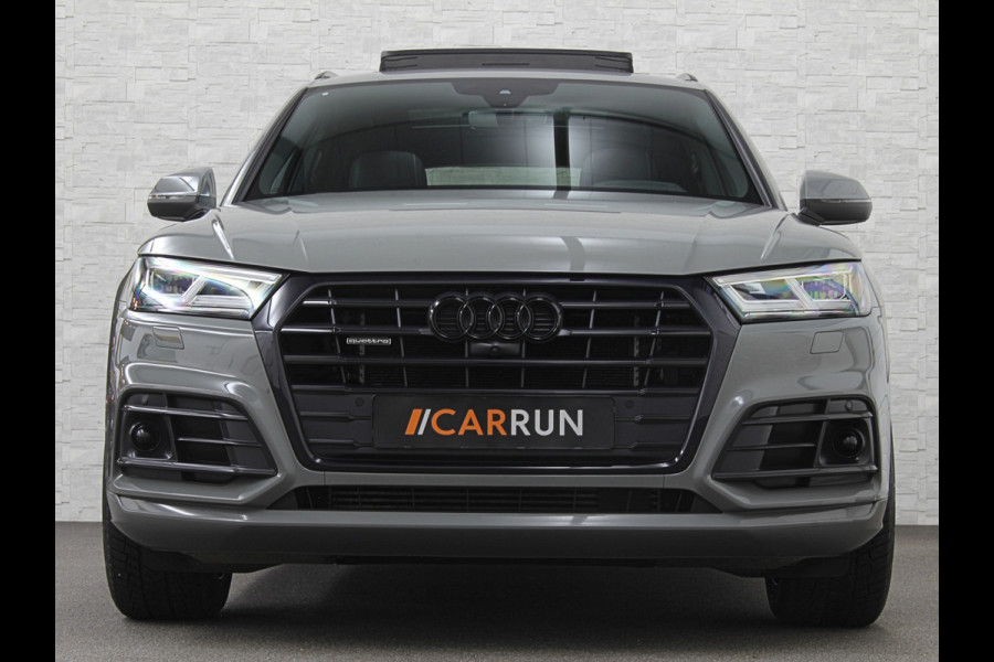 Audi Q5 55 367pk S Competition | Luchtvering | ACC | 360 Camera | B&O | Headup | Lane & Side Assist | RS Ruitpatroon leder | Panoramadak | Afnb. Trekhaak | Autom. Parkeerfunctie | Sportstoelen | Bovag garantie! | Quantum Grau | 12-2019.