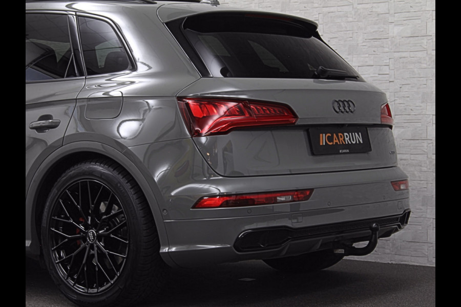 Audi Q5 55 367pk S Competition | Luchtvering | ACC | 360 Camera | B&O | Headup | Lane & Side Assist | RS Ruitpatroon leder | Panoramadak | Afnb. Trekhaak | Autom. Parkeerfunctie | Sportstoelen | Bovag garantie! | Quantum Grau | 12-2019.