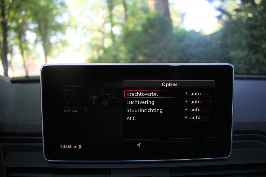 Audi Q5 55 367pk S Competition | Luchtvering | ACC | 360 Camera | B&O | Headup | Lane & Side Assist | RS Ruitpatroon leder | Panoramadak | Afnb. Trekhaak | Autom. Parkeerfunctie | Sportstoelen | Bovag garantie! | Quantum Grau | 12-2019.