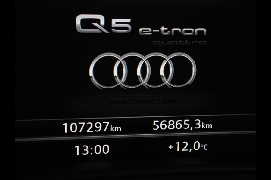 Audi Q5 55 367pk S Competition | Luchtvering | ACC | 360 Camera | B&O | Headup | Lane & Side Assist | RS Ruitpatroon leder | Panoramadak | Afnb. Trekhaak | Autom. Parkeerfunctie | Sportstoelen | Bovag garantie! | Quantum Grau | 12-2019.