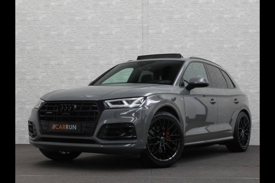 Audi Q5 55 367pk S Competition | Luchtvering | ACC | 360 Camera | B&O | Headup | Lane & Side Assist | RS Ruitpatroon leder | Panoramadak | Afnb. Trekhaak | Autom. Parkeerfunctie | Sportstoelen | Bovag garantie! | Quantum Grau | 12-2019.